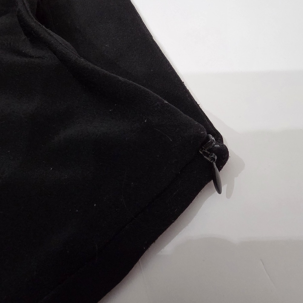 White House Black Market Fluid Wide Leg High Rise Shorts Size 2 Black Pants - Picture 3 of 11